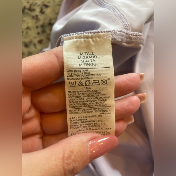 Gap body lavender cat suit size medium tall - Picture 7 of 7